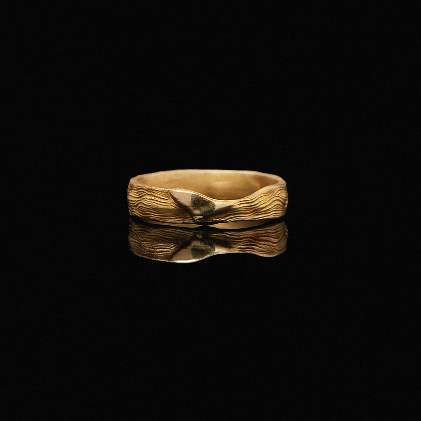 Thửa Giêng Gold Ring