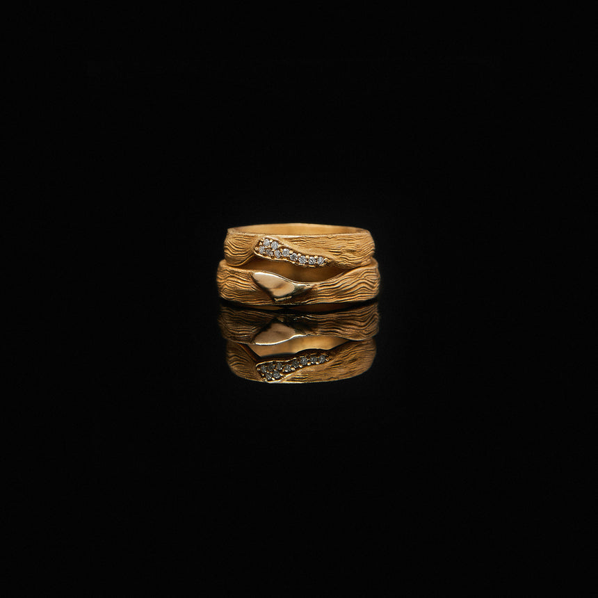 Tầm Giêng Gold Ring