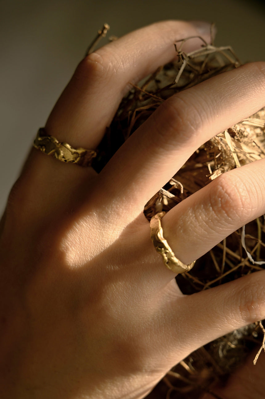 Mộc Nhũ Ring - Thin Band Verson