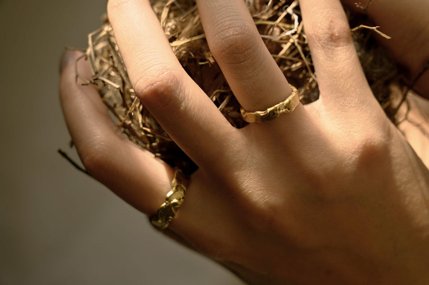 Mộc Nhũ Ring - Thin Band Verson