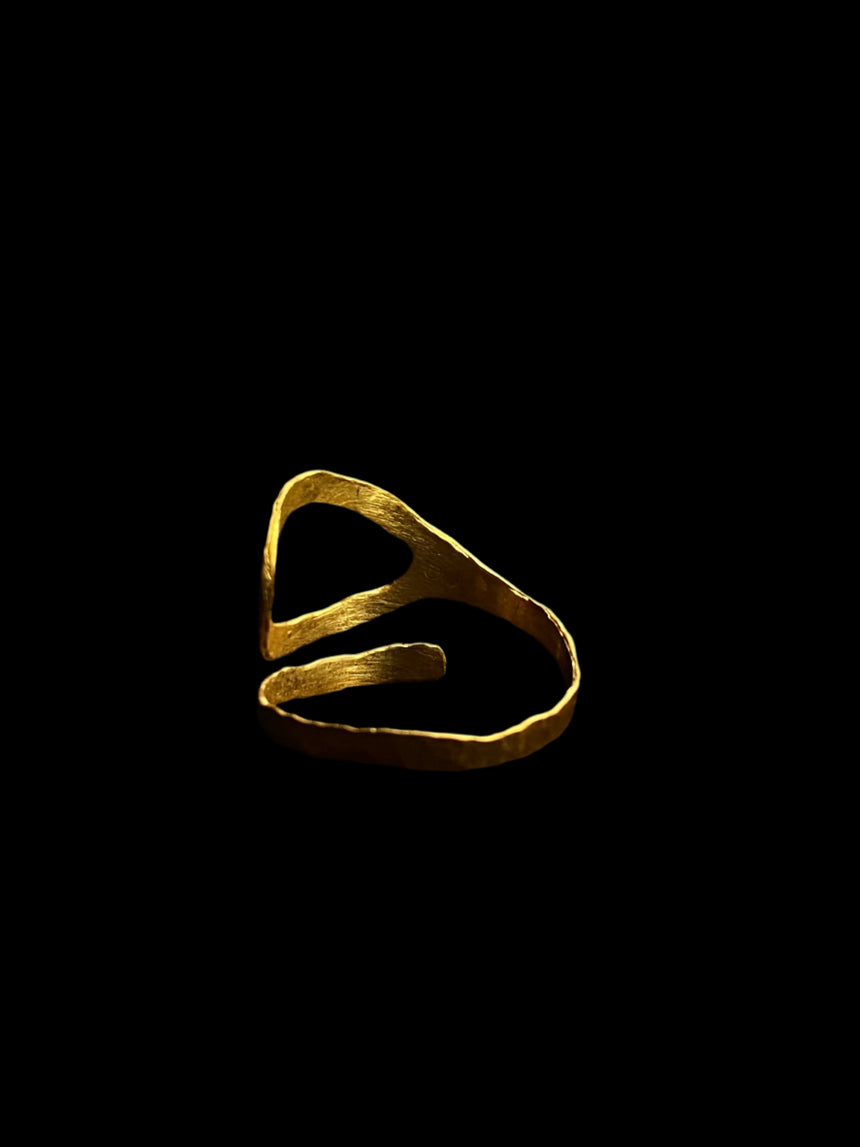 Mộc Căn Ring