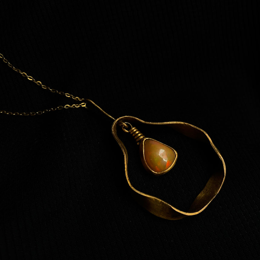 Mộc Quả Necklace
