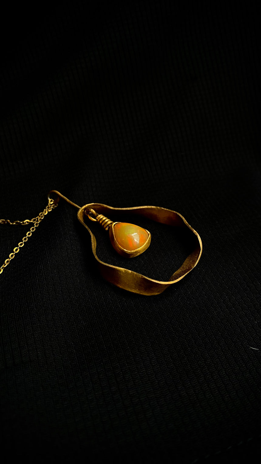 Mộc Quả Necklace