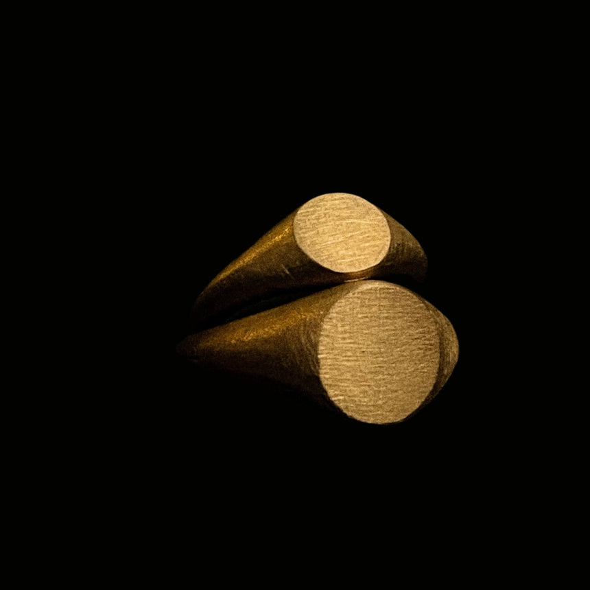 Mộc Viên Ring - Large Signet Ring