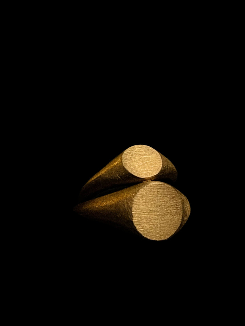 Mộc Viên Ring - Medium Signet Ring