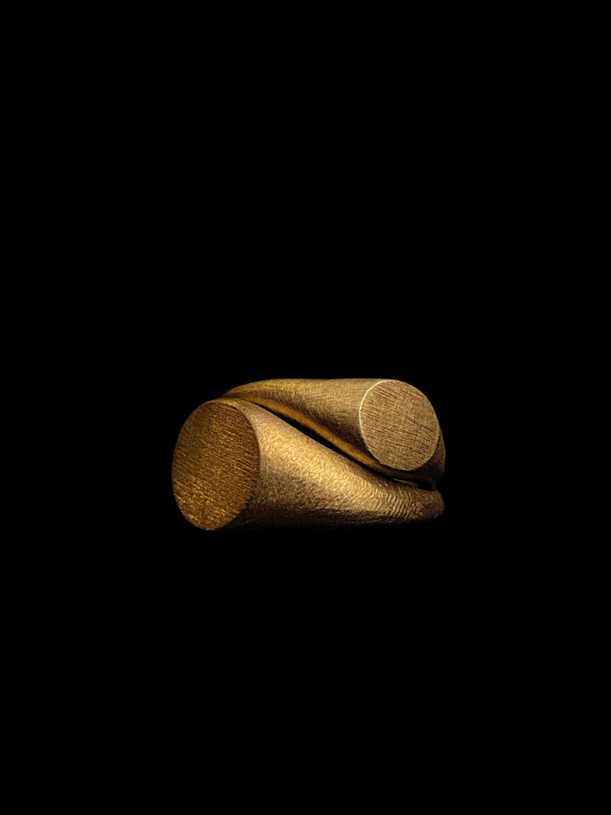 Mộc Viên Ring - Medium Signet Ring