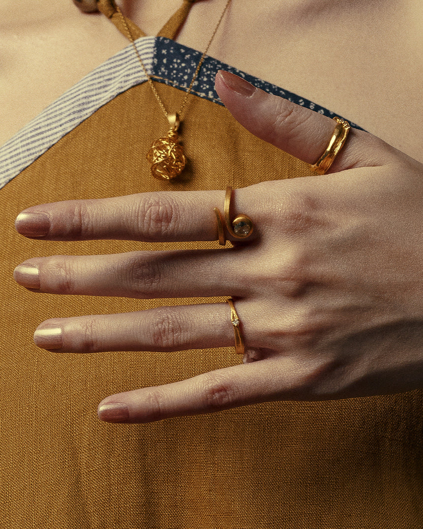 Thuận Giêng Gold Ring - Thin Band Version