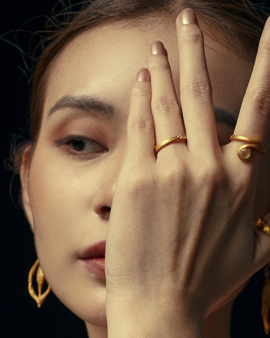 Thuận Giêng Gold Ring - Thin Band Version