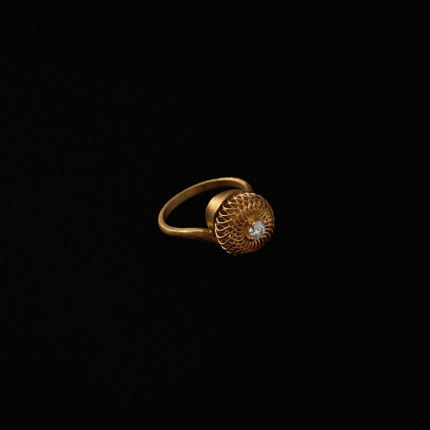 Kén Viên Gold Ring