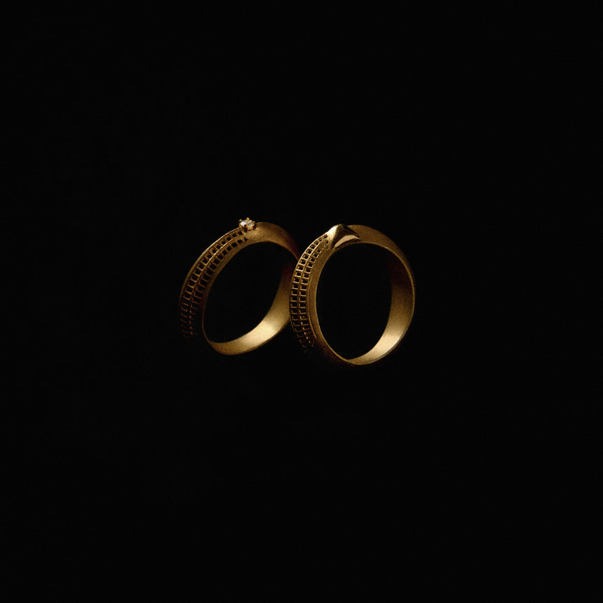 Kén Giao Gold Ring - Natural Diamond