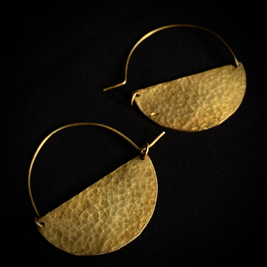Trăng Hoàn Earrings
