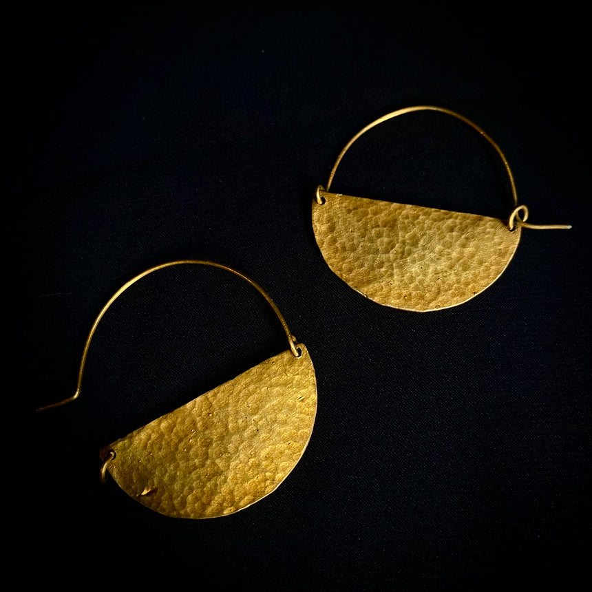 Trăng Hoàn Earrings