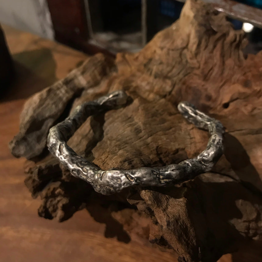 Cõi Concept | Cốt Bracelet