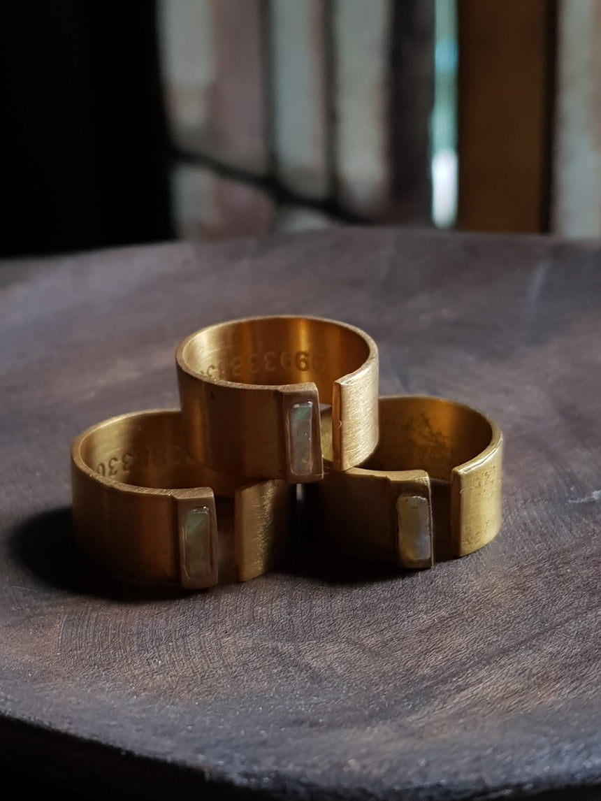 Mộc Bàn - Gems Ring