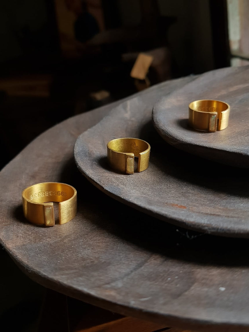 Mộc Bàn - Gems Ring