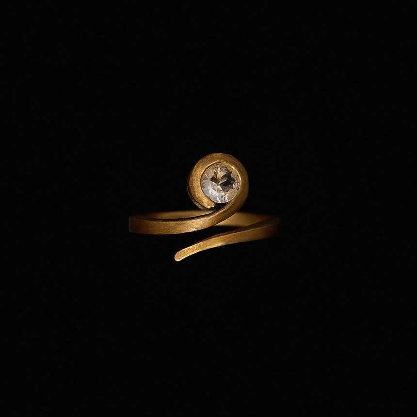 Viên Giêng - Gold Ring