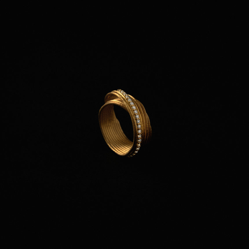 Kén Sa Gold Ring - Natural Diamond